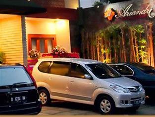 Ariandri Boutique Guesthouse Bandung Exteriör bild